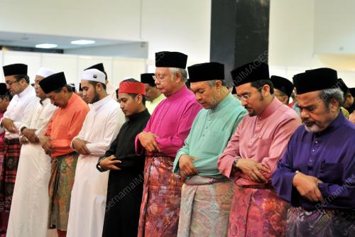KL46_24062016_UMNO