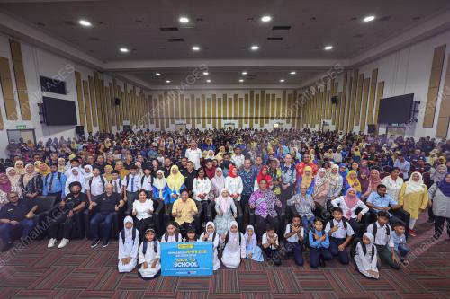 DATUK SERI DR WAN AZIZAH WAN ISMAIL