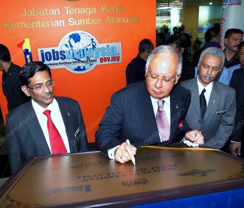 MOHD NAJIB TUN RAZAK