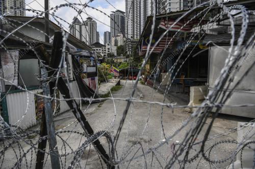 PERINTAH KAWALAN PERGERAKAN DIPERKETATKAN DI KAMPUNG SEGAMBUT DALAM