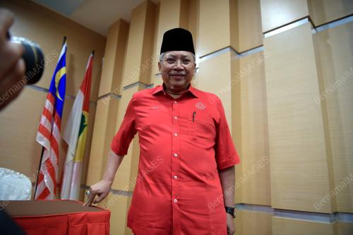 TAN SRI ANNUAR MUSA
