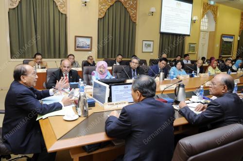 RAIS YATIM