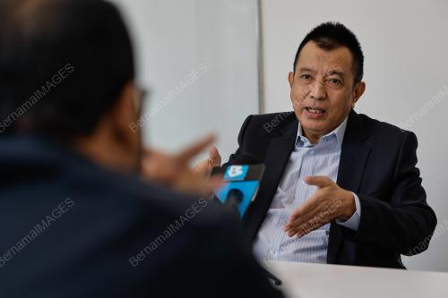DR ABANG AZHARI HADARI