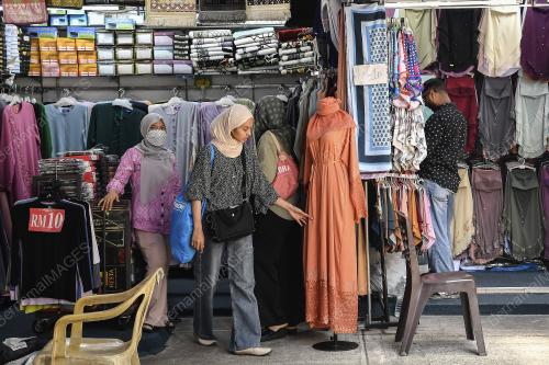 TINJAUAN PERSIAPAN HARI RAYA