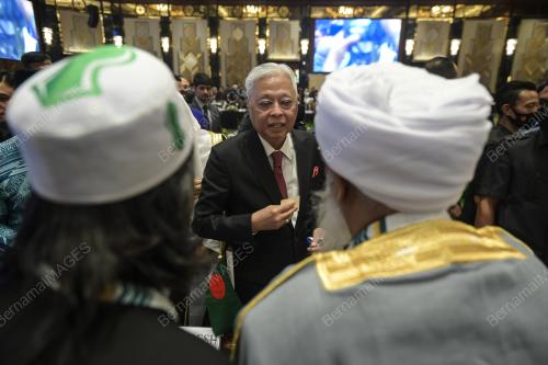 DATUK SERI ISMAIL SABRI YAAKOB
