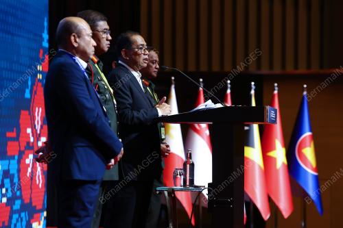 MESYUARAT MENTERI-MENTERI PERTAHANAN ASEAN KE19