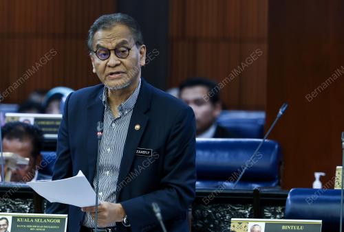 DATUK SERI DR DZULKEFLY AHMAD