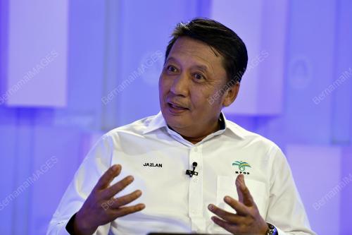 DATUK AHMAD JAZLAN YAAKUB