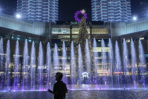 TINJAUAN KRISMAS