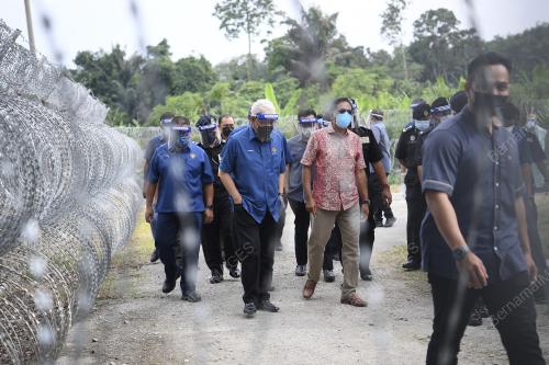 DATUK SERI HAMZAH ZAINUDIN