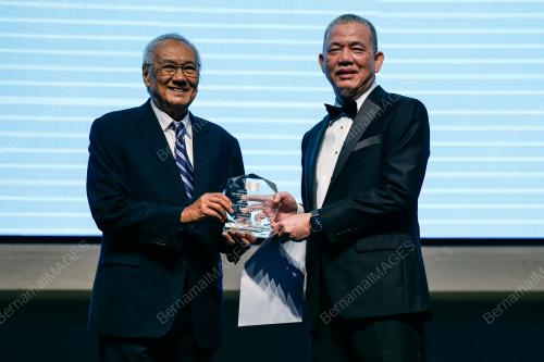 DATUK SERI FADILLAH YUSOF