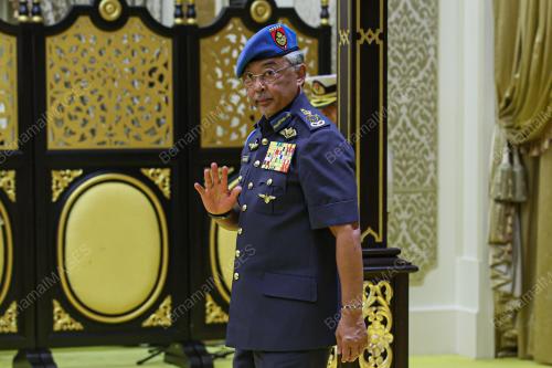 AL- SULTAN ABDULLAH RI'AYATUDDIN AL -MUSTAFA BILLAH SHAH