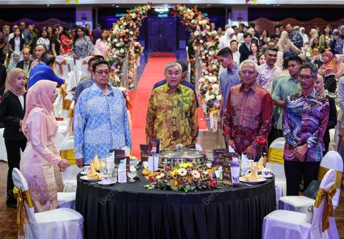 DATUK SERI DR. AHMAD ZAHID HAMIDI