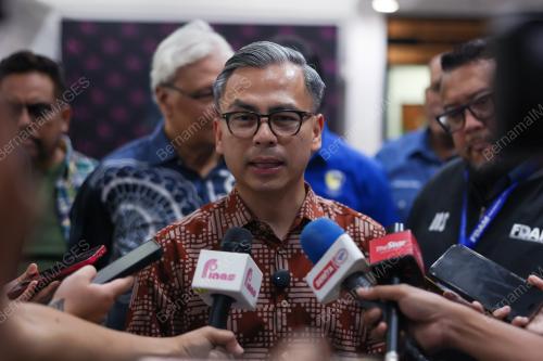 FAHMI FADZIL