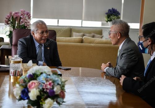 TAN SRI ANNUAR MUSA