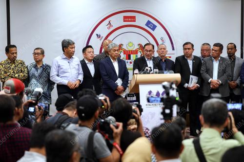 DATUK SERI ANWAR IBRAHIM