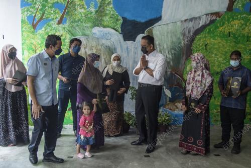 DATUK SERI REEZAL MERICAN NAINA