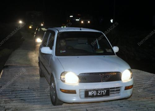 KERETA PERTAMA