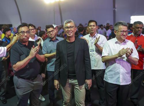 TENGKU DATUK SERI ZAFRUL TENGKU ABDUL AZIZ