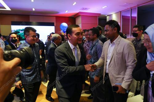 DATUK ONN HAFIZ GHAZI