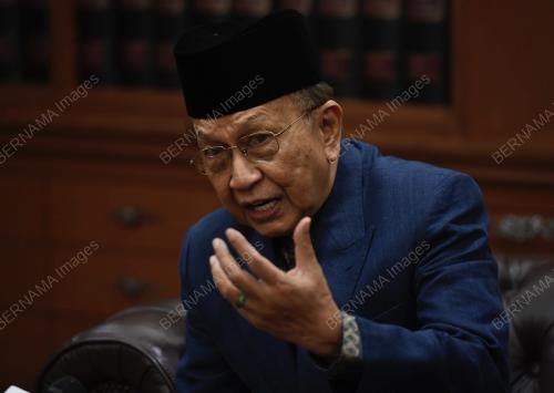 TAN SRI DR RAIS YATIM