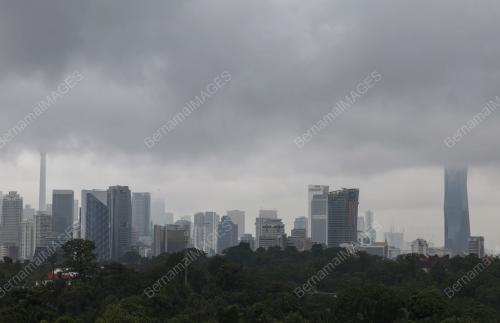 TINJAUAN CUACA HUJAN