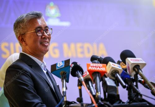 TENGKU DATUK SERI ZAFRUL ABDUL AZIZ