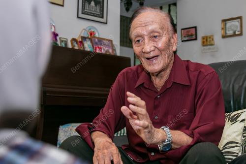 INTERVIEW BERSAMA BEKAS PEMAIN BOLA SEPAK KEBANGSAAN ABDUL HAMID