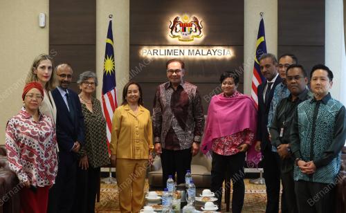 DATUK SERI ANWAR IBRAHIM