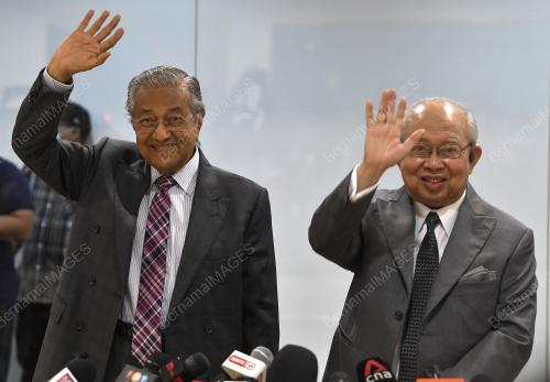 TUN DR MAHATHIR MOHAMAD