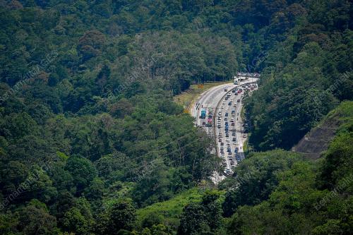 TINJAUAN ALIRAN TRAFIK KARAK