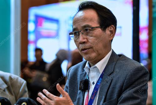 CHARLES LIN