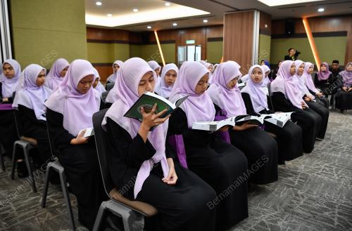 MAJLIS KHATAM AL-QURAN PERDANA KALI KE 3