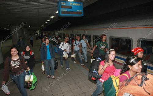 WARGA KOTA BALIK KAMPUNG