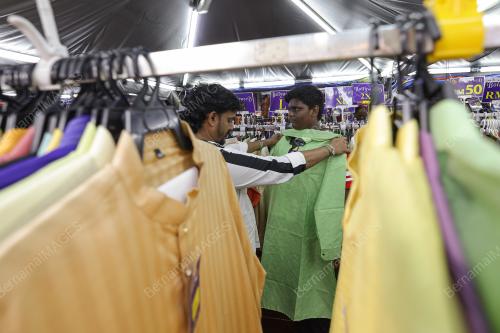 TINJAUAN SEMPENA SAMBUTAN DEEPAVALI