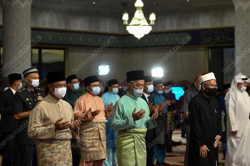 AL-SULTAN ABDULLAH RI'AYATUDDIN AL-MUSTAFA BILLAH SHAH
