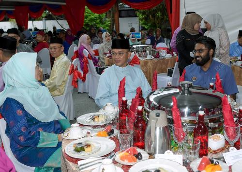 DATUK SERI DR ZALIHA MUSTAFA