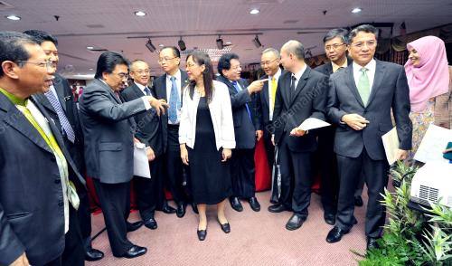 KL47_21112013_PERJUMPAAN