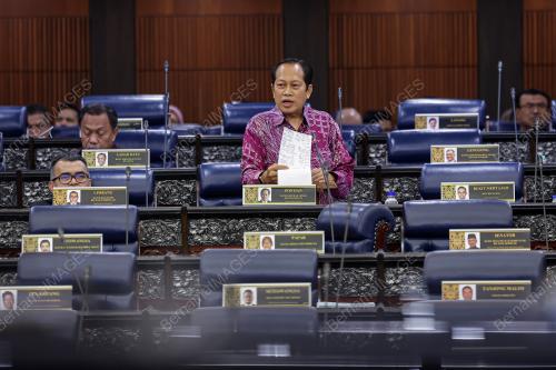 DATUK SERI AHMAD MASLAN