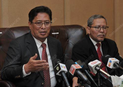 TAN SRI AZAM BAKI