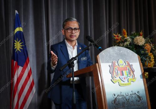 FAHMI FADZIL