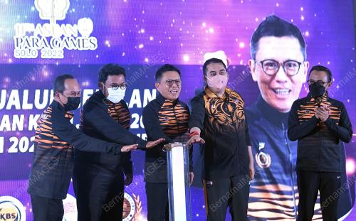 DATUK SERI TI LIAN KER