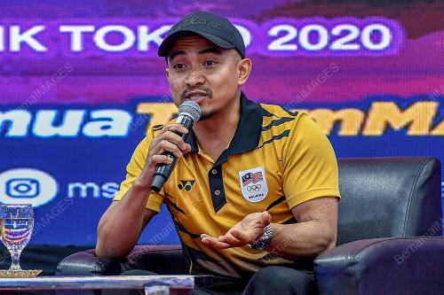 DATUK MOHD AZIZULHASNI AWANG