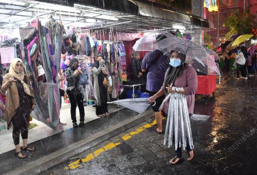 TINJAUAN PERSIAPAN HARI RAYA