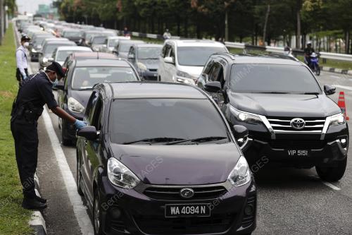 SEKATAN JALAN RAYA - PERINTAH KAWALAN PERGERAKAN