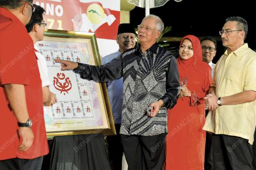 KL47_26042017_PENYERAHAN_BENDERA