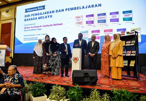 DATUK SERI DR ZAMBRY ABDUL KADIR