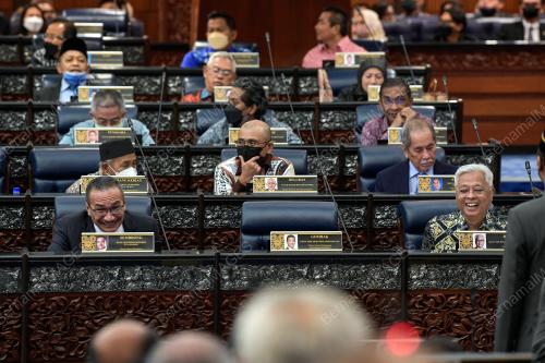 DATUK SERI ISMAIL SABRI YAAKOB