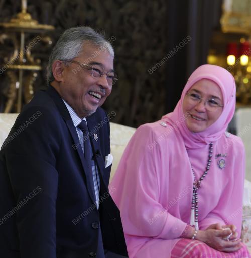 AL-SULTAN ABDULLAH RI'AYATUDDIN AL-MUSTAFA BILLAH SHAH