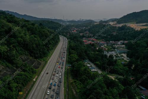 ALIRAN TRAFIK LPT SEMPENA PERAYAAN AIDILFITRI 2025